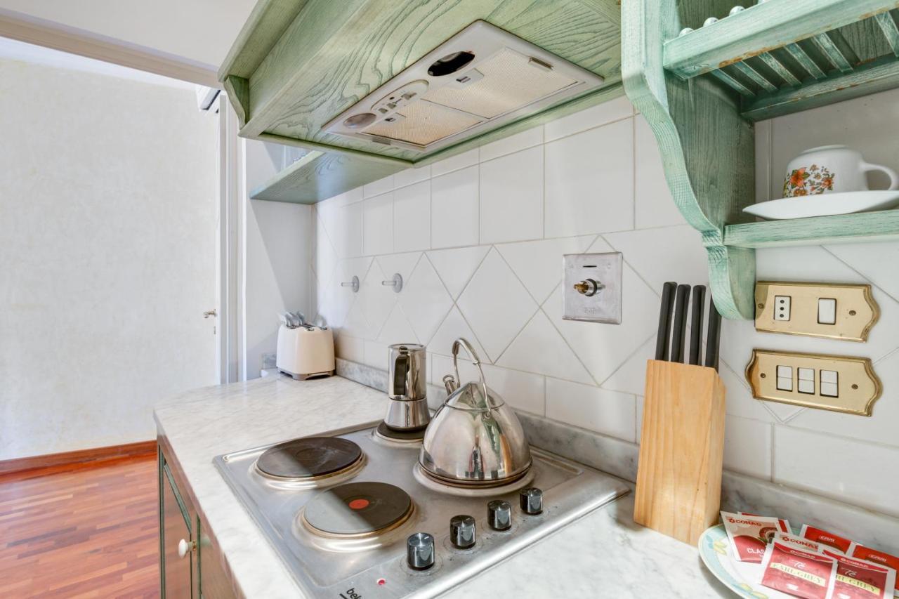 Apartment Pietre Dure Florenz
