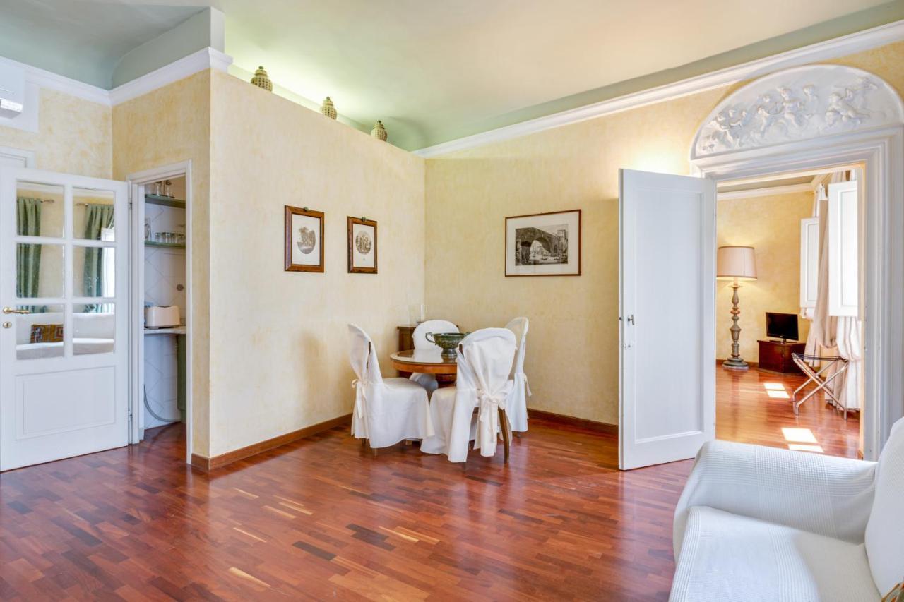 Apartment Pietre Dure Florenz